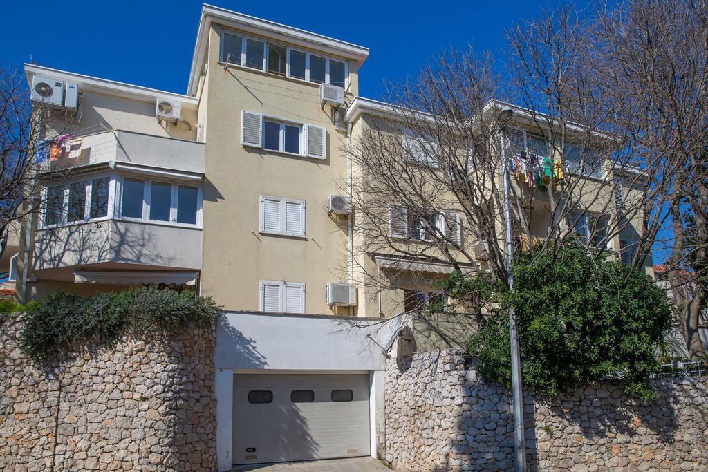 Comfortable Apartment Laura Lapad With Garage Дубровник Экстерьер фото
